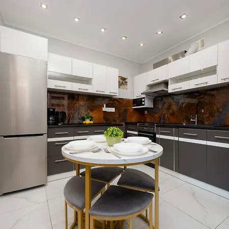 Comfortable Near Park Szczesliwicki By Renters *
