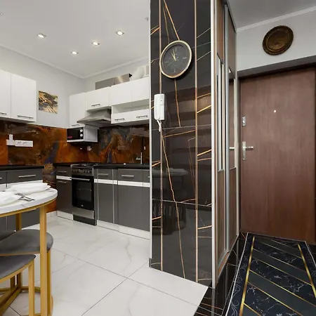Comfortable Near Park Szczesliwicki By Renters Lejlighed *