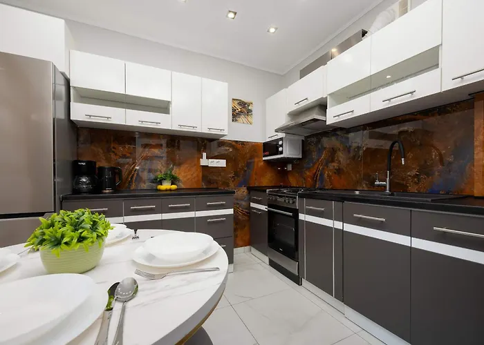 Comfortable Near Park Szczesliwicki By Renters Lejlighed