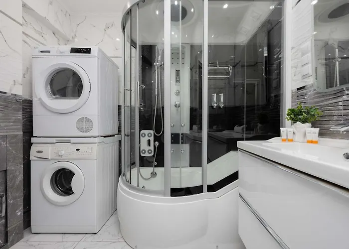 Lejlighed Comfortable Near Park Szczesliwicki By Renters Warszawa