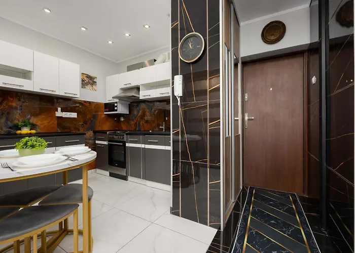 Comfortable Near Park Szczesliwicki By Renters Lejlighed *