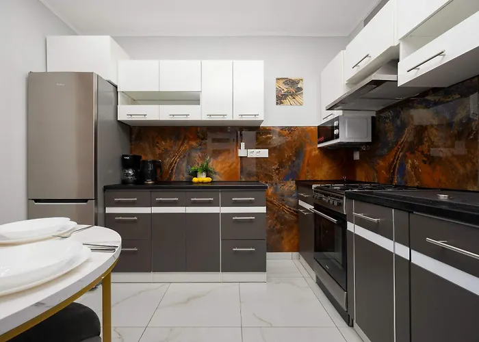 Comfortable Near Park Szczesliwicki By Renters *