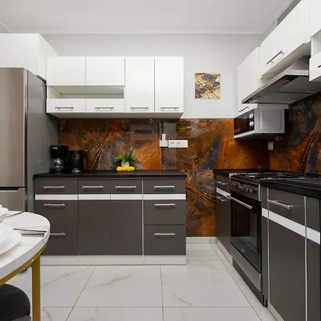 Comfortable Near Park Szczesliwicki By Renters *